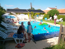 Child Friendly Pool at LaVendange